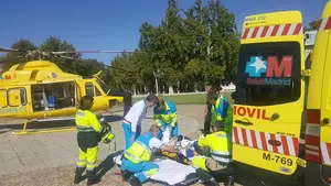 Un joven de 19 años es apuñalado de gravedad por su padre cuando trataba de evitar que agrediera a su madre