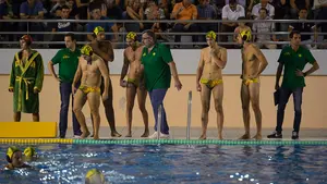 Primera derrota: el Waterpolo Navarra sufre un duro varapalo ante el Barcelona Vista