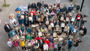 'Adiós plástico': Navarra regalará 130.000 bolsas de papel para reducir el uso de las de plástico