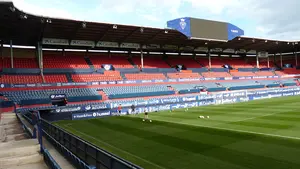 Gran participación de los socios en las primeras horas de la consulta sobre la reforma de El Sadar