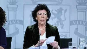 El Gobierno aprueba que las enfermeras puedan recetar fármacos y dispensar vacunas