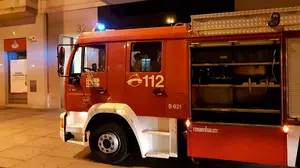 Incendio en la avenida Carlos III de Pamplona: socorren a tres heridos al comenzar a arder una cocina