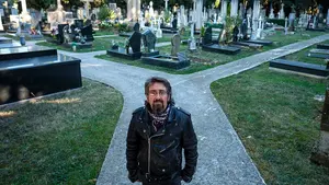 Xabier, el enterrador de Pamplona: "Para conseguir la plaza de trabajo hubo que hacer una exhumación" 