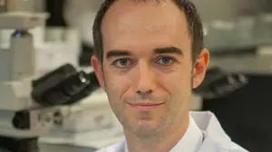 Un doctor pamplonés recibe un importante galardón de una prestigiosa publicación sobre inmunología tumoral