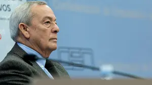 El exministro Solchaga, en Pamplona: "La fragilidad política de España antes o después habrá de pagarse"