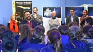 El Planetario de Pamplona propone un viaje hacia las "entrañas de la tierra" a través de una exposición