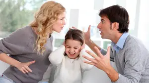 El Supremo prohíbe a los divorciados con hijos vivir en la casa familiar si la comparte con otra pareja