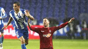 Patinazo en Riazor: Osasuna pone fin a su racha ante el Deportivo con un c&eacute;sped casi impracticable