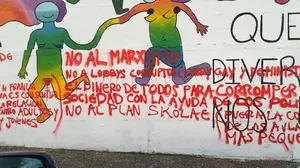 Repulsa por los ataques vandálicos realizados contra el mural de Huarte a favor de la diversidad