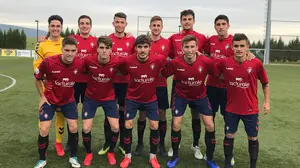 Osasuna se deja dos puntos ante el Pamplona pero mantiene el liderato en la tercera división