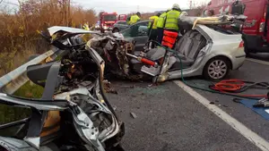 Dos heridos, uno de ellos grave, tras una colisión frontal entre dos vehículos en Beriáin