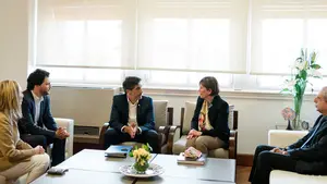 Arrancan las 'aventuras' de Barkos por Argentina para encontrar "nuevos intercambios económicos"