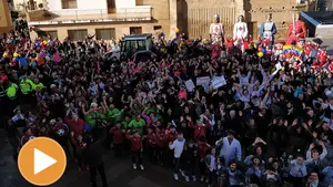 Más de un millar de personas participan en un lipdub integrador en Ribaforada al ritmo de 'Vivir mi vida'