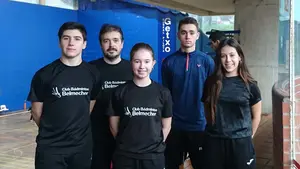 El club Bádminton Belmecher cede el liderazgo en la liga vasca de clubes disputada en Getxo