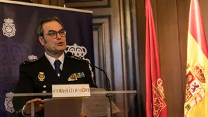 El nuevo jefe de la Policía Nacional toma posesión: "Espero no defraudar a Navarra ni a España"