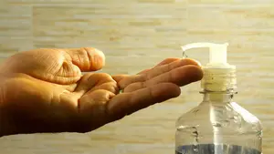 Un gel hecho en Navarra para tratar dos afecciones graves en la piel recibe un premio internacional