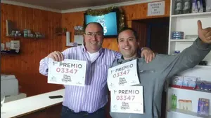 El dueño de un bazar de zapatillas en Fitero vende parte del 'Gordo' de Navidad: "Es una sensación tremenda"