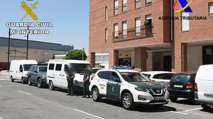 Desarticulan un grupo criminal asentado en Navarra: registran un piso en Burlada y varias naves en Arre