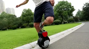 Acaba con el culo al aire para burlarse de los policías que le pillaron conduciendo emporrado en Tudela