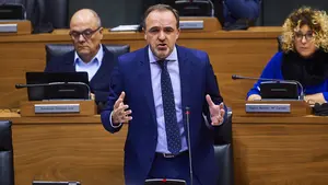 Reclaman que se estudie la licitaci&oacute;n de la encuesta encargada por el cuatripartito sobre el euskera