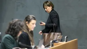 Señalan que es "una desfachatez" la subida del complemento a altos cargos del cuatripartito