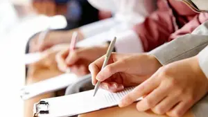 El Gobierno foral justifica su encuesta para imponer el uso del euskera: "Hay lagunas en el conocimiento de idiomas"