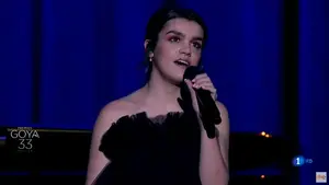 Amaia Romero reaparece con una 'selfie' en Instagram e incendia las redes sociales