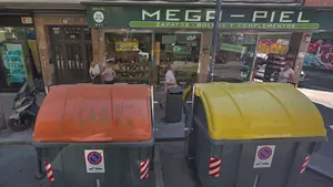 Un indigente halla el cad&aacute;ver de un beb&eacute; dentro de una bolsa de pl&aacute;stico en un contenedor mientras buscaba basura