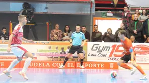 Partidazo del Ribera Navarra, al que se le escapa el triunfo sobre El Pozo a 42 segundos del final