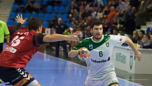 Borja Méndez es el segundo jugador del Anaitasuna que cambia Pamplona por Benidorm en la liga asobal