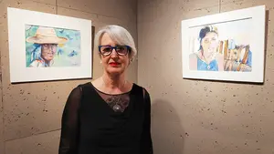 'Miradas del mundo': una artista navarra inaugura una exposición sobre retratos de diferentes culturas