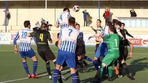 El Izarra apuesta por el talento navarro y anuncia sus dos primeros fichajes para la próxima temporada