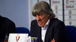 Enrique Martín, entrenador del Gimnástic: "No ha sido gol pero no quiero hablar de los colegiados"