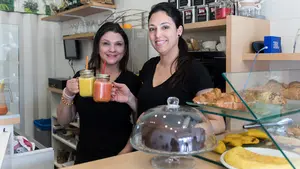 'Pura Vida': el local de Pamplona que 'exprime' hábitos saludables y brinda con zumos exóticos