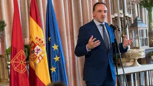 Javier Esparza: "Para que Navarra Suma no gobierne se van a tener que juntar cinco fuerzas"
