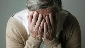 La policía alerta de otro robo con el método del abrazo en Pamplona a una anciana de 90 años