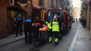 Evacuan a un trabajador con una fractura craneal tras sufrir un accidente en una obra de Pamplona