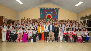 Más de 700 personas arropan a los estudiantes de Enfermería a la UPNA en su graduación