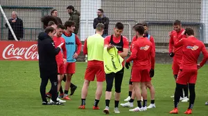 Juan Villar es seria duda para jugar en Lugo y Rubén García no se ha entrenado con el grupo en Tajonar