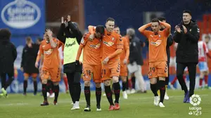 Un punto de oro: Osasuna arranca un empate en el minuto 91 en uno de sus peores partidos, ante el Lugo