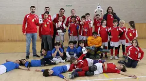 El Tudela hockey de categoría prebenjamín se lleva la Copa Príncipe disputada en la UDC Rochapea