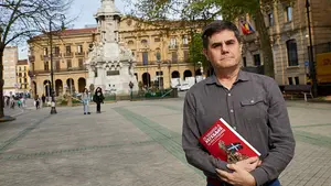 El pamplonés Fernando Vaquero publica un libro sobre "la otra conquista" de Navarra por los nacionalistas