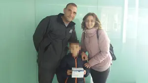 Izan ya tiene su medicación: el pequeño de Tudela recibe su dosis tras la "lucha" de sus padres con Salud