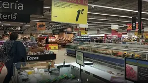 Carrefour Las Cañas ofrece a 68 de sus empleados quedarse trabajando en Navarra pero lejos de Viana