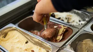 Una nueva heladería abre en Pamplona para 'refrescar' los paladares con sabores muy navarros