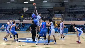 El FNB Ardoi supera al campeón catalán en la primera jornada de la fase de ascenso a Plata en Algeciras