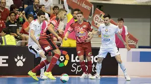 El Ribera Navarra vende cara su derrota, pero es eliminado del play off en la pista de El Pozo Murcia