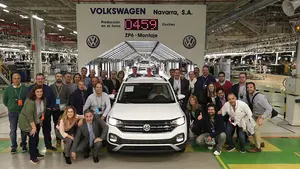 VW Navarra plantea producir todos los días posibles hasta final de año para conseguir el tercer modelo