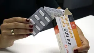 Sin receta, no hay ibuprofeno ni paracetamol: la prescripción será necesaria para comprar estos fármacos