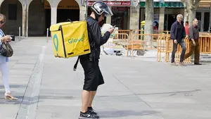 Denuncian a Glovo en Navarra: se trata de la primera demanda contra la empresa de mensajería